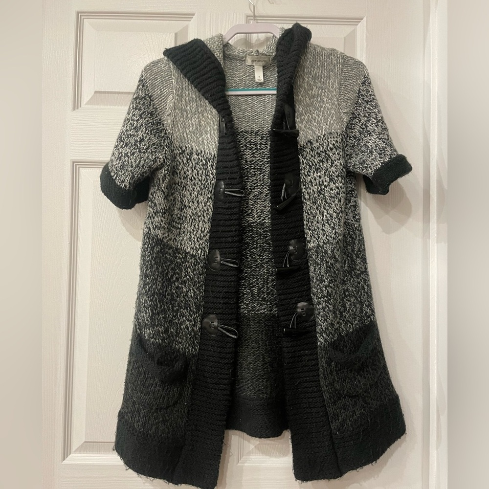 Dressbarn Grey Black Gradient Knit Short Sleeve Hooded Cardigan Sweater Size M